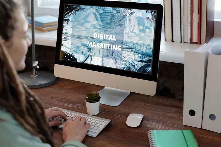 Top 10 Ways Digital Marketing Helps Businesses Grow